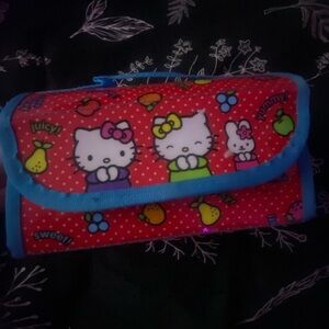 2003 vintage hello kitty storage bag. i couldn’t find an other of these.